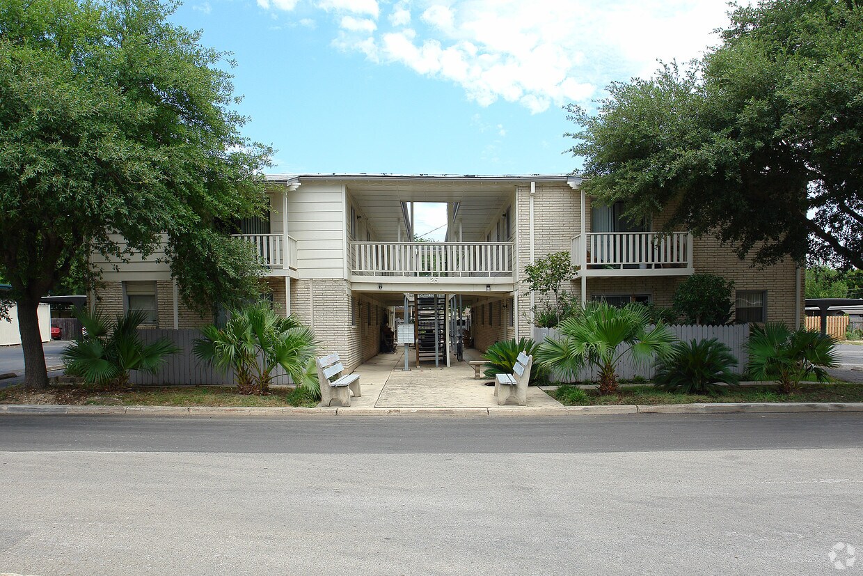 Langley Apartments Apartments in Universal City, TX