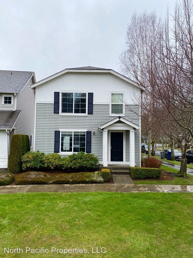 2 br, 2.5 bath House 34501 SE Osprey CT House Rental in Snoqualmie
