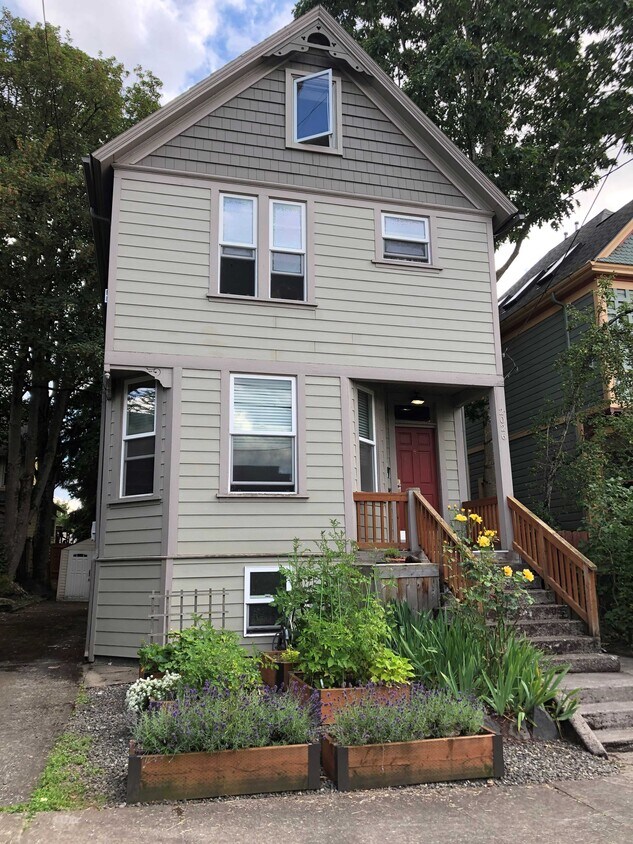 Foto principal - 2026 SE Taylor St