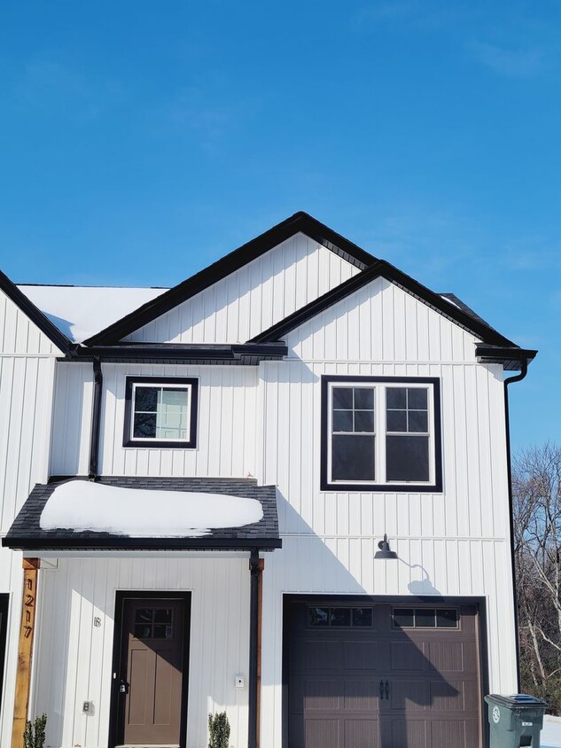 Photo - 1217 Lockewood Duplexes