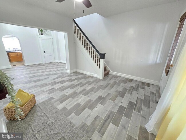 Foto del edificio - 3151 Pennock St