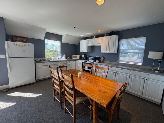 Foto del edificio - 24131 99th Ave SW