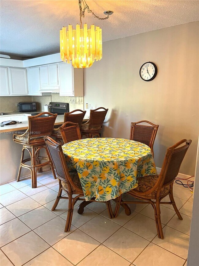 Foto del edificio - 6447 SE Windsong Ln