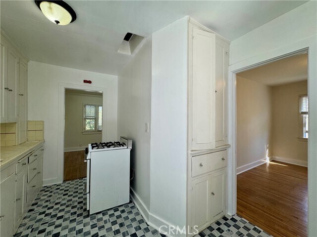 Foto del edificio - 1714 Gillette Crescent