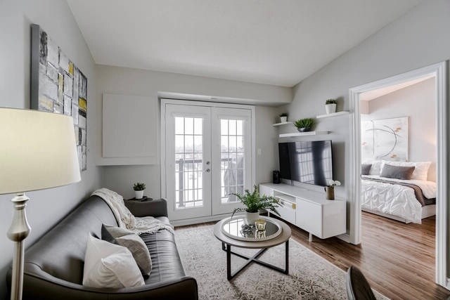 Photo principale - 1390 Main St E
