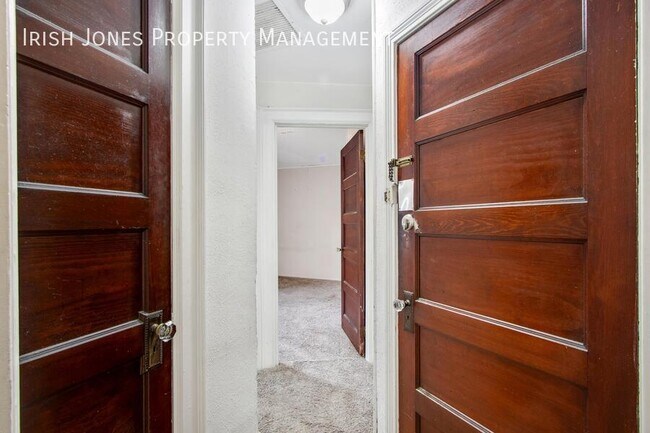 Foto del edificio - 24 Red Jacket Pkwy