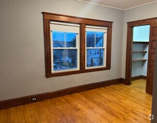 Building Photo - 590 Weld St