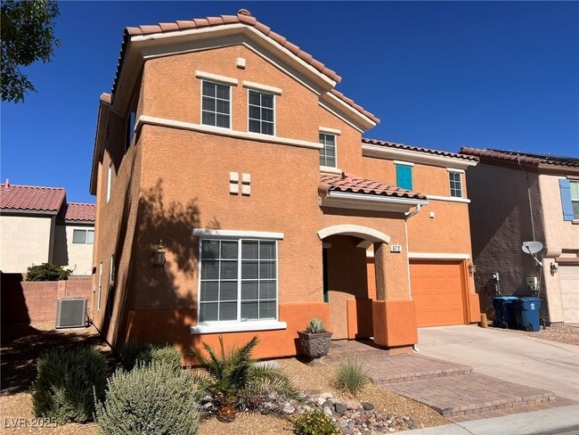 Building Photo - 672 Wessex Dr