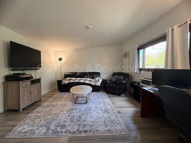 Foto del edificio - 558 Mallard Ln