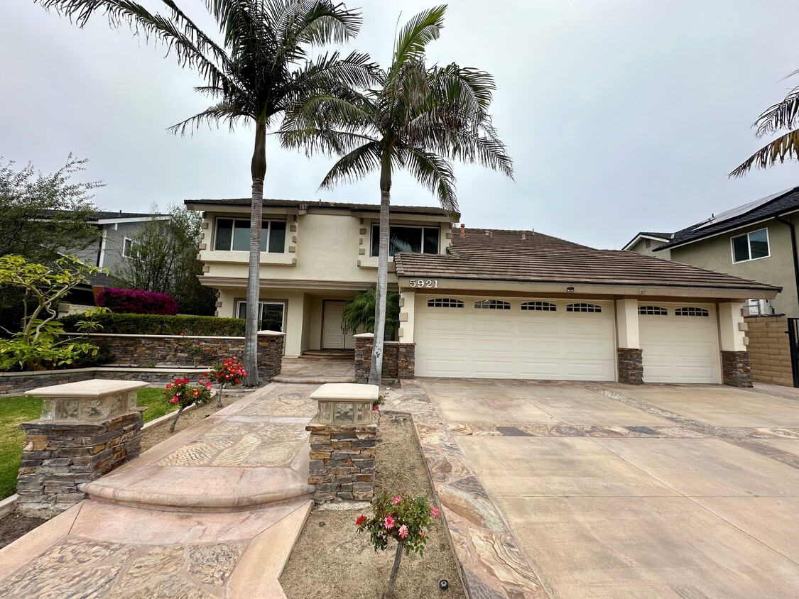 Primary Photo - 5921 Bellfield Ln