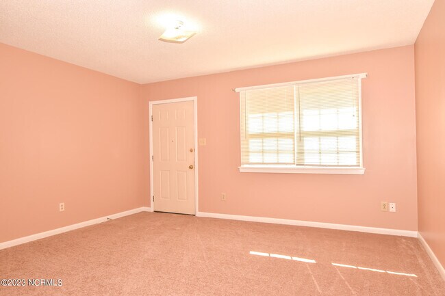 Foto del edificio - 1621 Halltown Rd