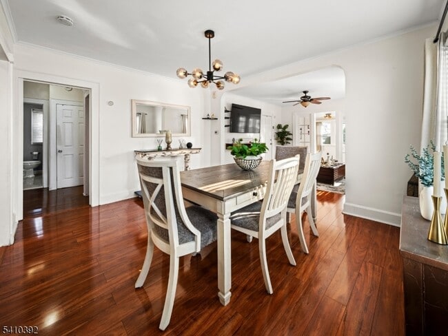 Building Photo - 714 Irvington Ave