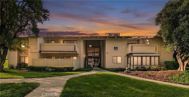 Photo - 13602 La Jolla Circle Unit B Apartment