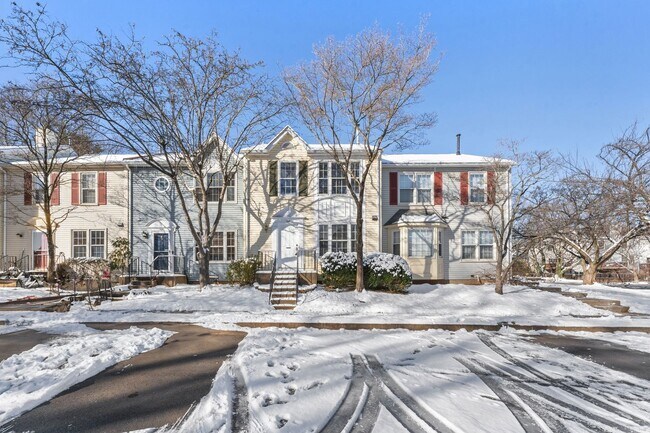 Building Photo - Warrenton Townhome for Rent