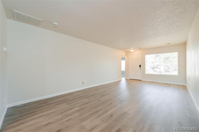 Foto del edificio - 5117 Kittredge St