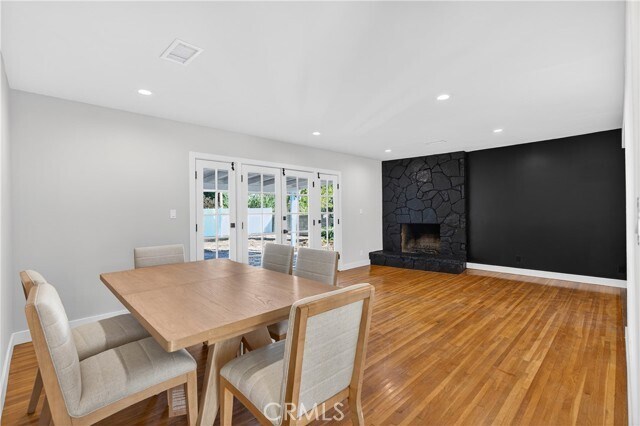 Foto del edificio - 8398 Rudnick Ave