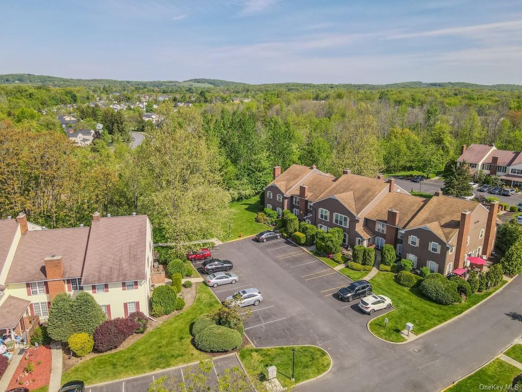 35 The Rise, Warwick, NY 10990 Condo for Rent in Warwick, NY