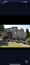 Building Photo - 2425 Cypress Ct