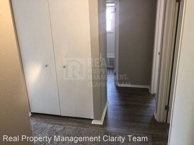 Building Photo - 5428 Glenridge Dr