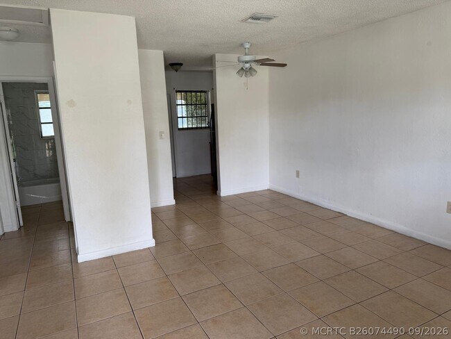 Building Photo - 15721 NW 39th Pl
