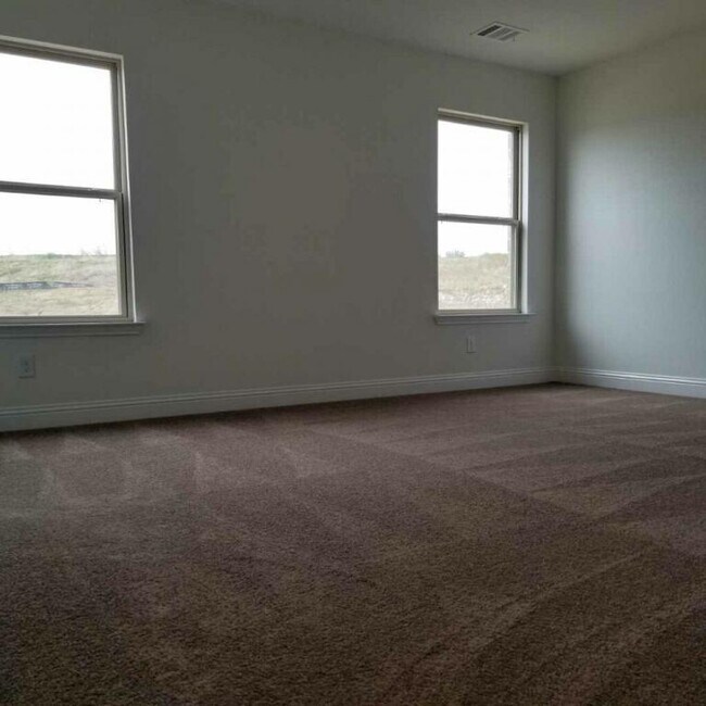 Building Photo - 912 Brock Dr.