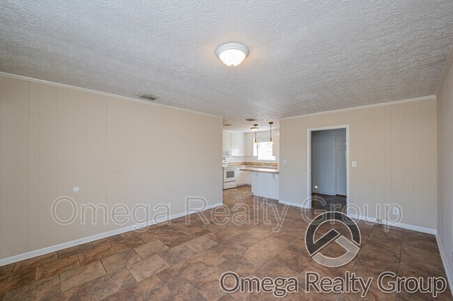 Foto del edificio - 3022 Dobbs Dr