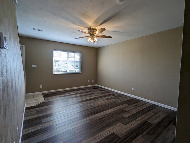 Foto del edificio - 135 Northtowne St