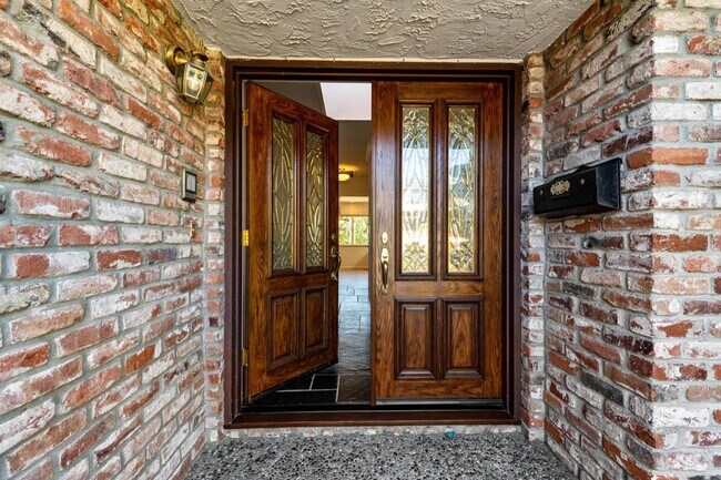 Foto del edificio - 783 Sequoia Ave