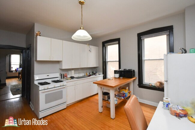 Foto del edificio - 2021 W Shakespeare Ave