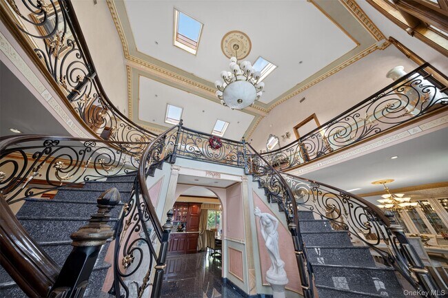 Foto del edificio - 162-25 Cryders Ln