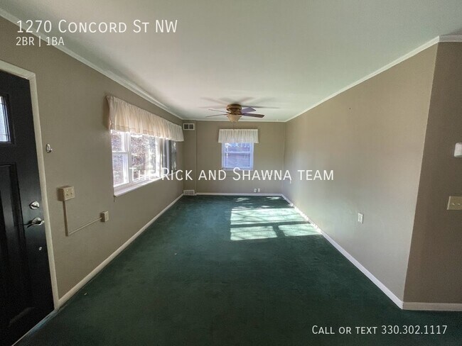 Building Photo - Two bedroom one bathroom for rent