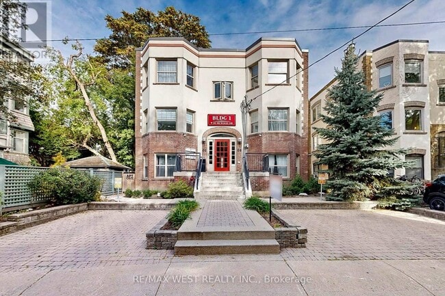 Building Photo - 9 Humewood Ct