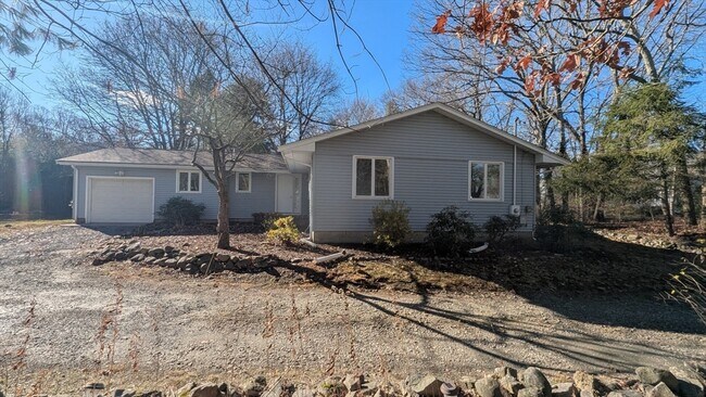 Foto del edificio - 10 Sherwood Ave