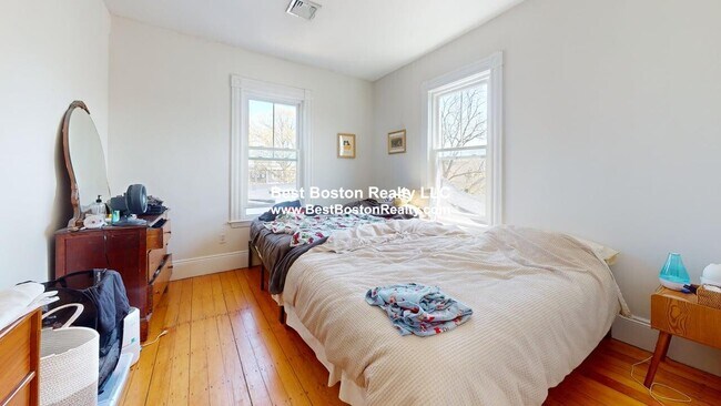 Foto del edificio - 125 Hampshire St