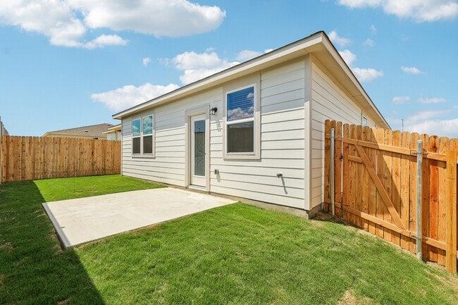 Building Photo - 125 Cutleaf