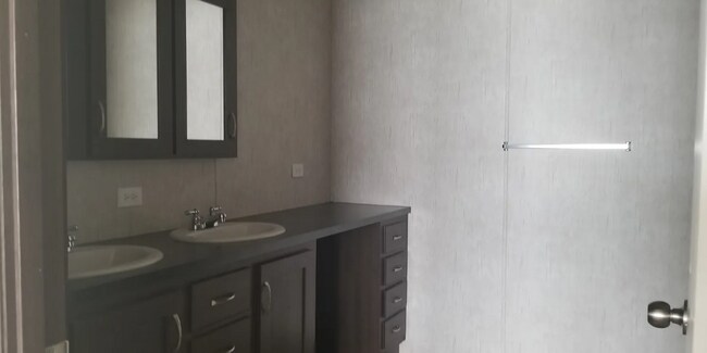 Foto del edificio - 9628 Cape Cod Dr