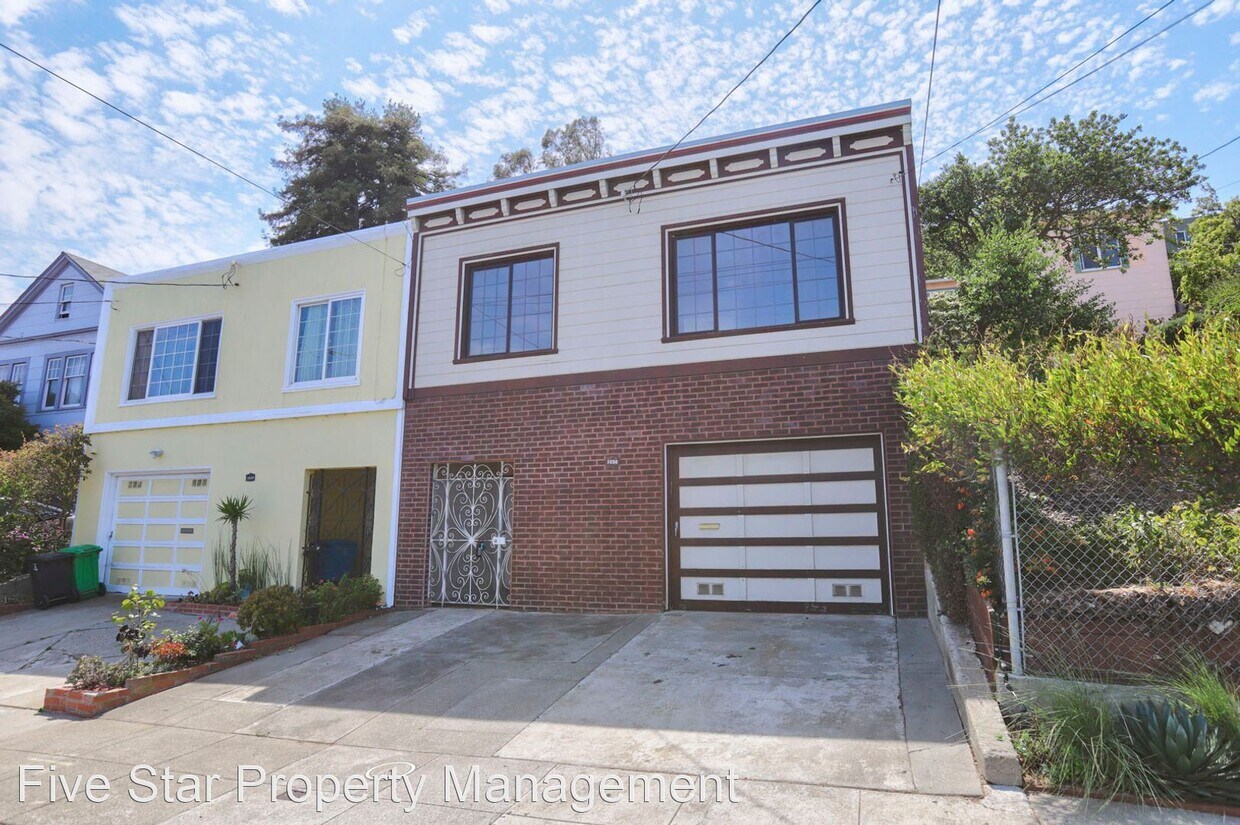 Primary Photo - 2 br, 1 bath House - 1050 Brussels St.