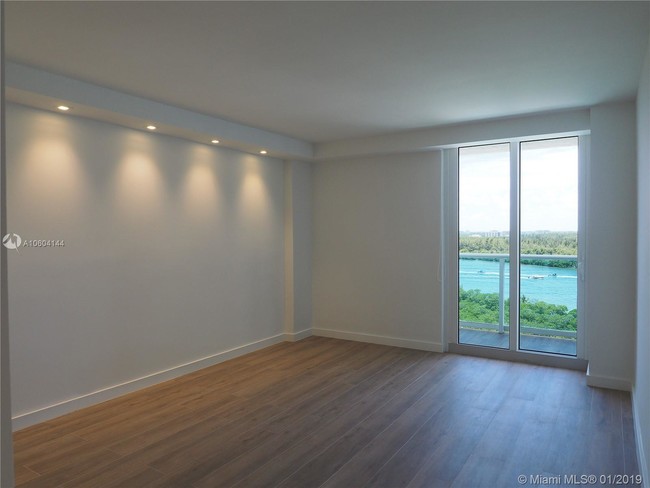 Foto del edificio - ARLEN HOUSE EAST CONDO
