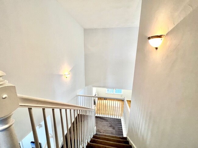 Foto del edificio - 4 bedroom home in Oceanview, Norfolk
