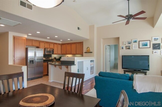 Foto del edificio - 10414 Scripps Poway Pkwy