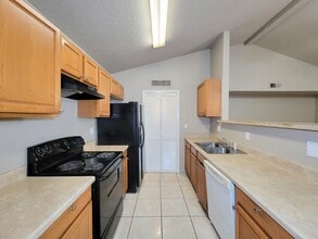 Building Photo - 17423 Ranch Country Rd