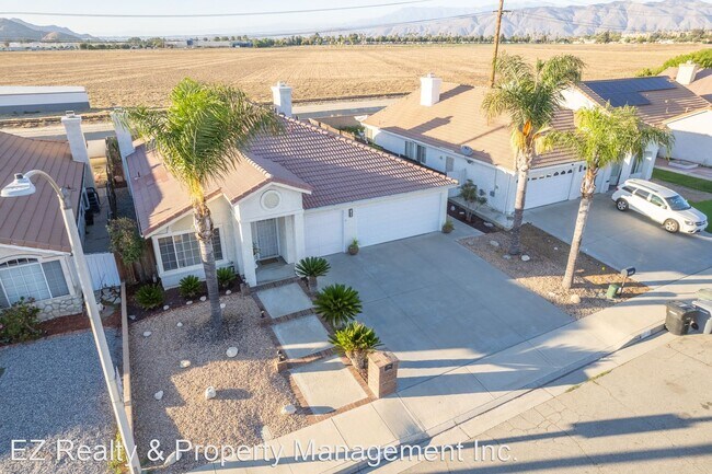 Building Photo - 3 br, 2 bath House - 2910 Cypress st