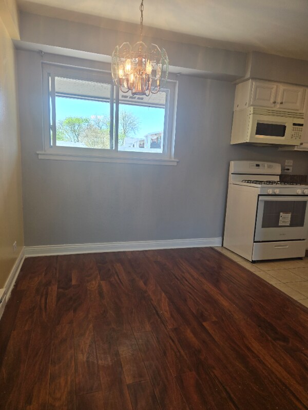 Building Photo - 1505 S Canford Cliffs Dr