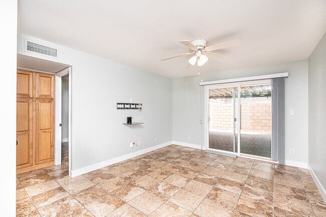 Foto del edificio - Great Tempe Townhouse