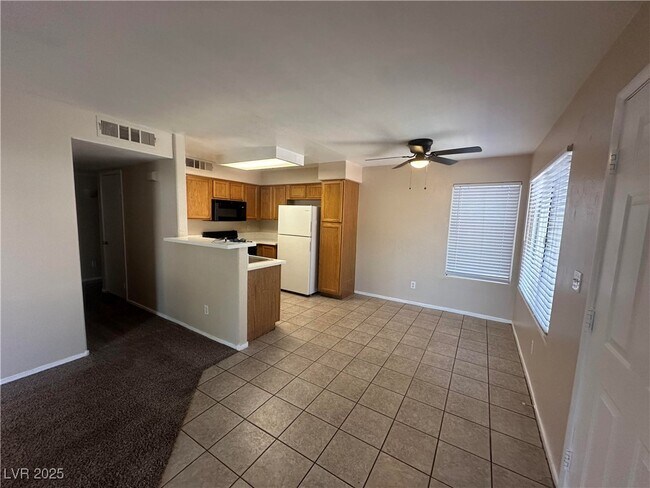 Foto del edificio - 3055 Casey Dr