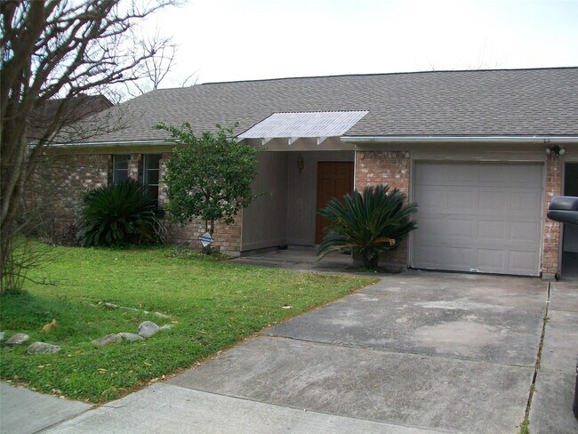 Foto del edificio - 2526 Valley Forest Dr