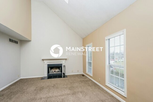 Building Photo - 3 Bedroom Pet-Friendly Home in Louisville,...