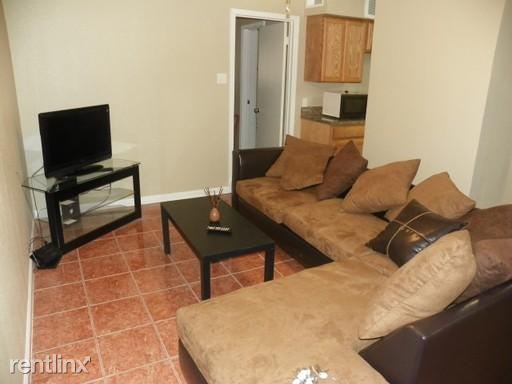 Foto del edificio - 1505 W Lovers Ln