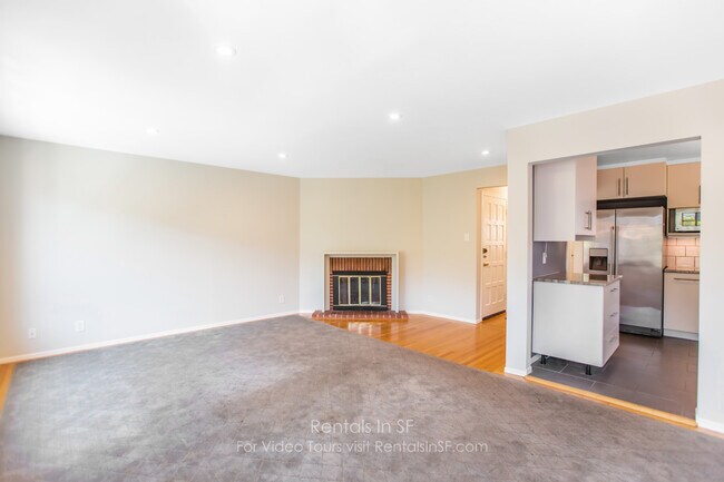 Building Photo - 123 Duboce Park