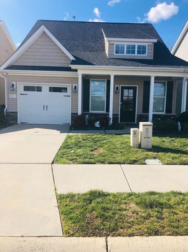 Building Photo - 4211 Dunkirk Dr